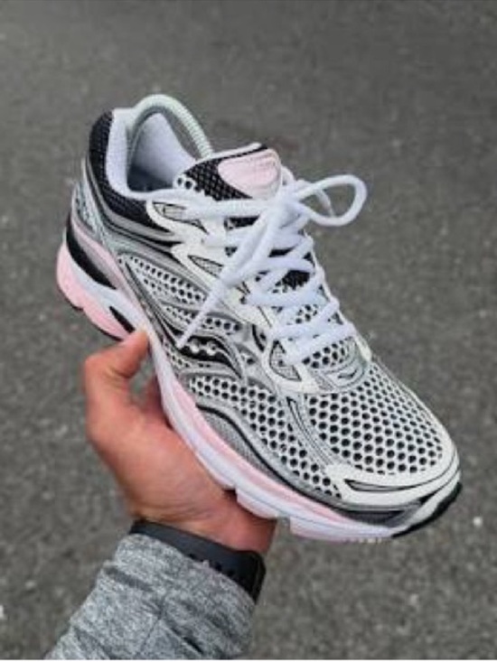 Saucony Other - Saucony Men's Silver/Pink Retro
ProGrid Omni 9 Lifestyle Sneaker—11
